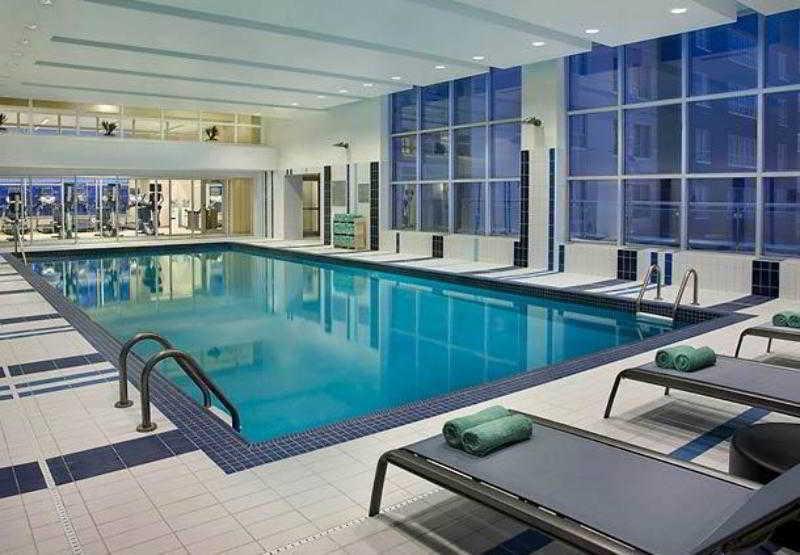 Residence Inn By Marriott Calgary Airport Buitenkant foto