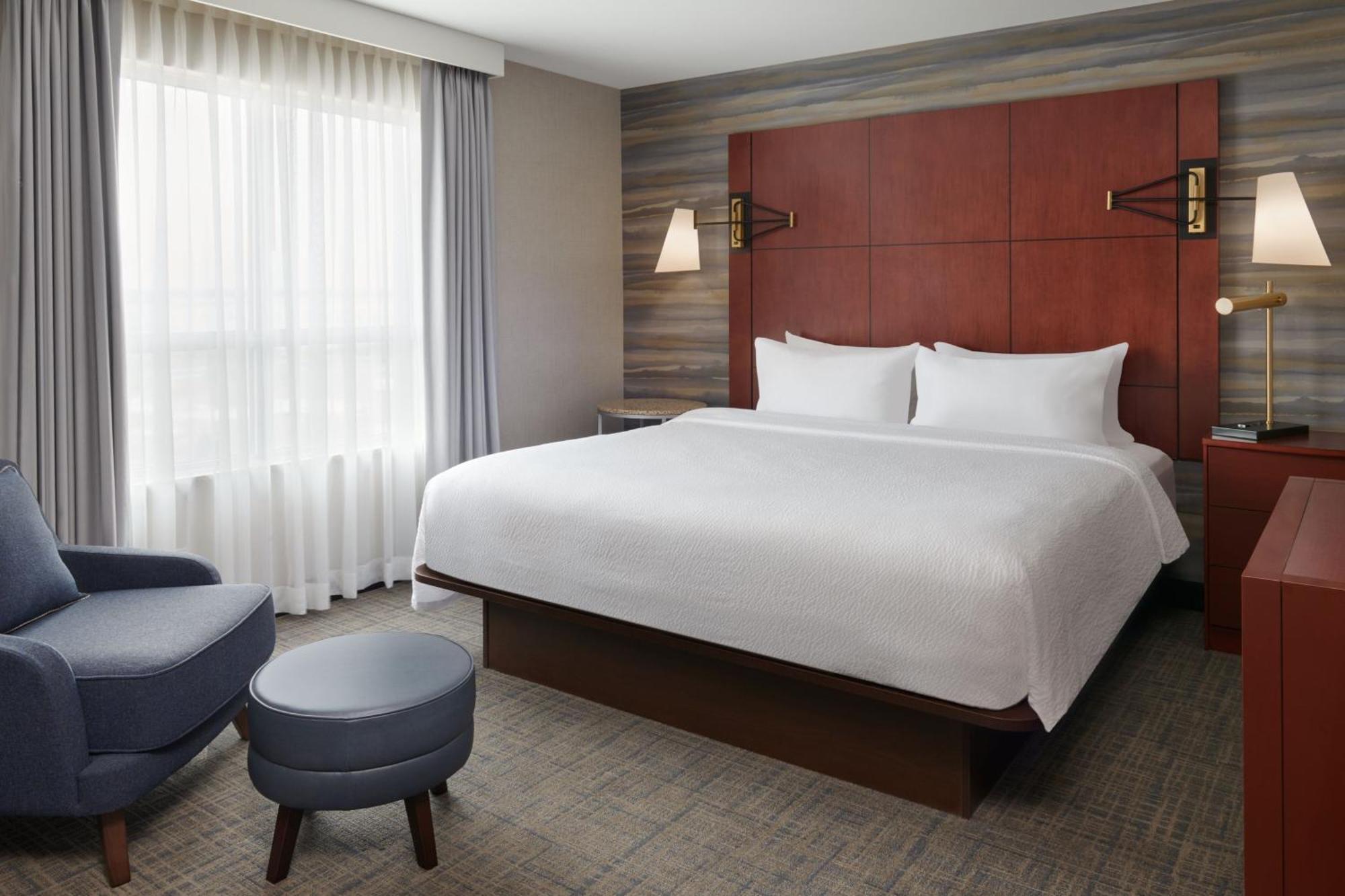 Residence Inn By Marriott Calgary Airport Buitenkant foto